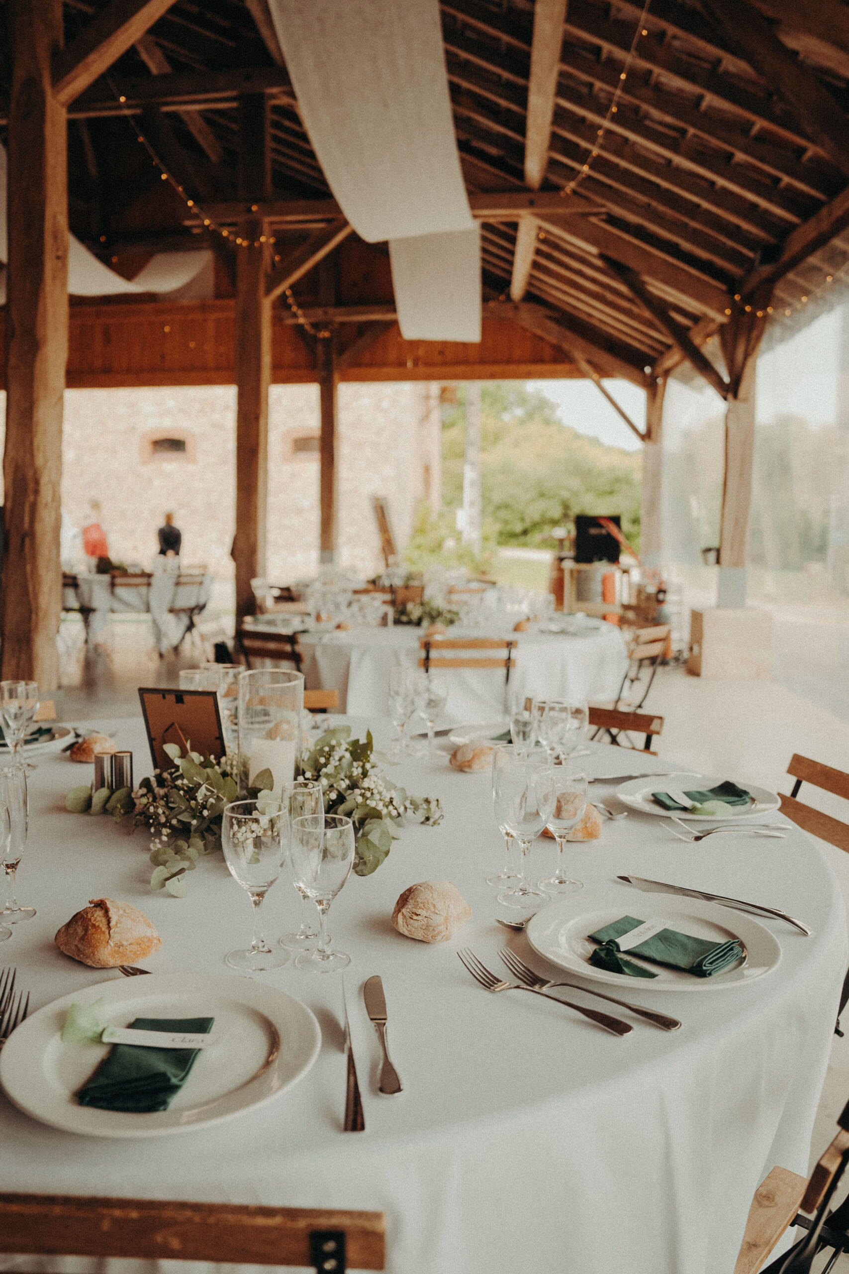 Coraline & Kévin - Mariage réalisé par KeepHeart Wedding planeuse, décoratrice intérieur et évenementiel à La Métairie du Château, Haute-Garonne - Crédit photo : Pleins souvenirs